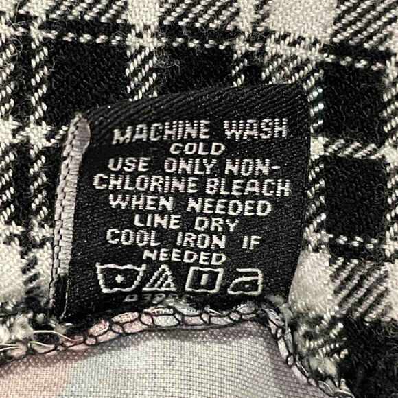 (NEW) TOLANI Flannel & Velvet BOHO Button Down Blouse, Black/White/Multi - 3 X - Picture 16 of 16